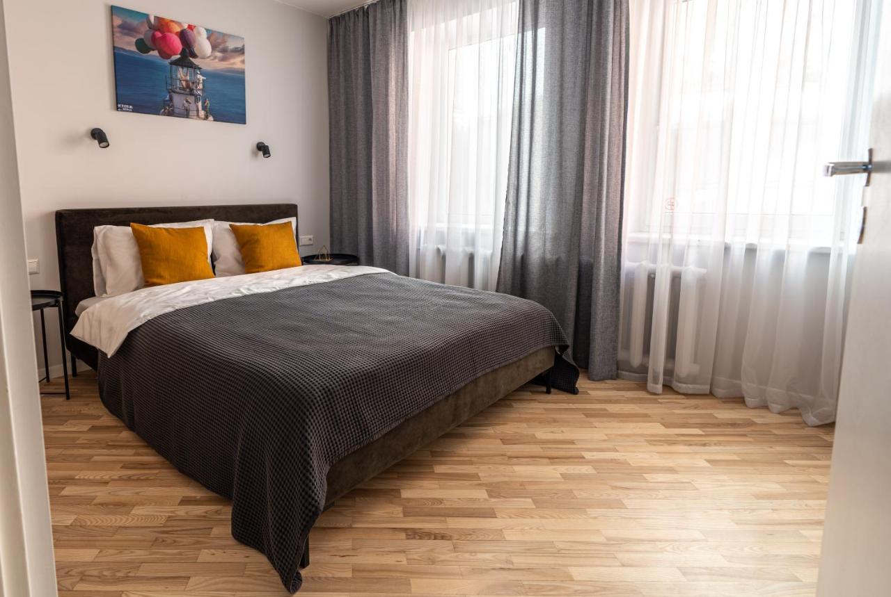 Lovely Apartment In The City Center คอนัส ภายนอก รูปภาพ