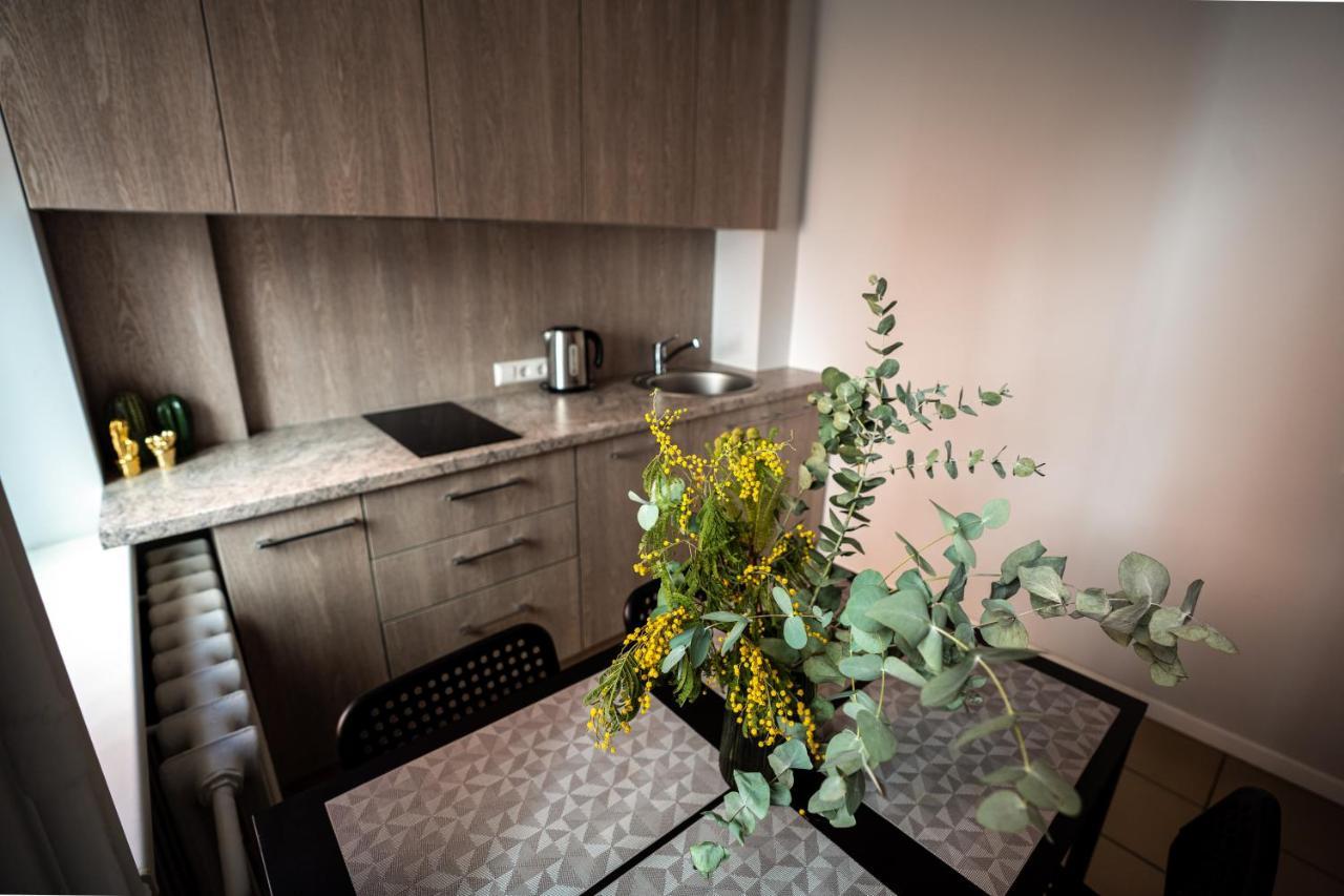Lovely Apartment In The City Center คอนัส ภายนอก รูปภาพ