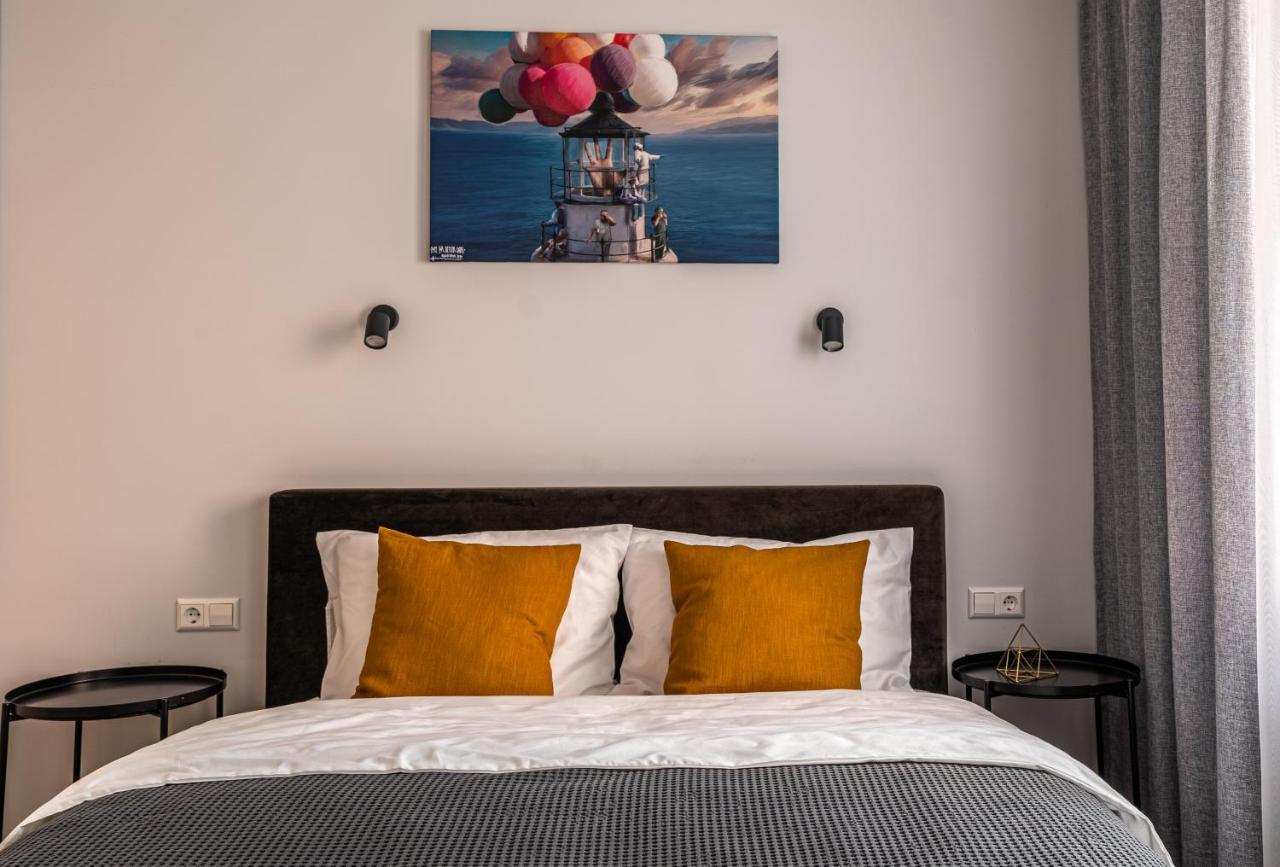 Lovely Apartment In The City Center คอนัส ภายนอก รูปภาพ