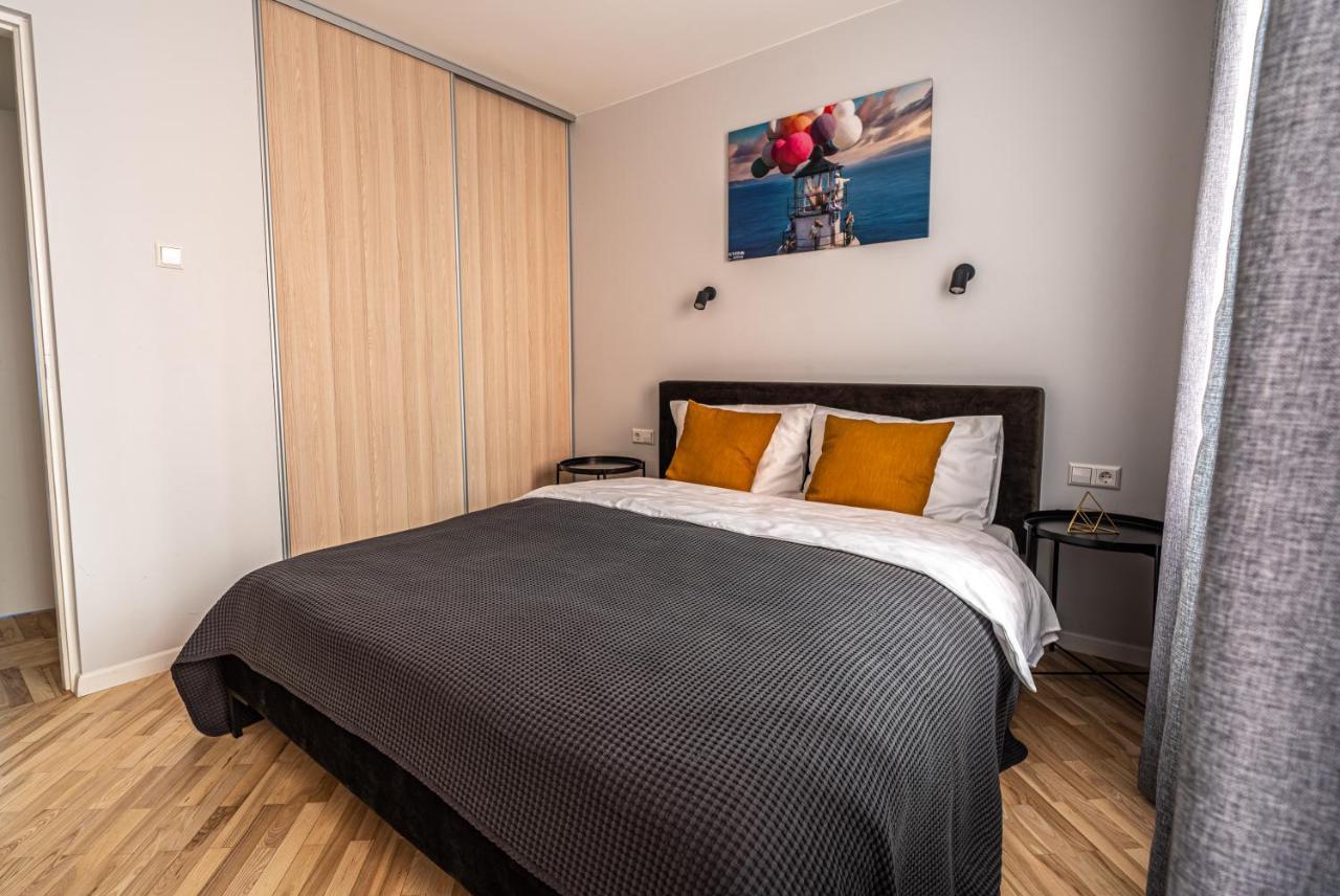Lovely Apartment In The City Center คอนัส ภายนอก รูปภาพ