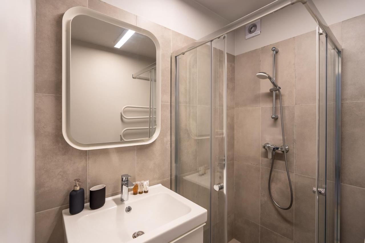 Lovely Apartment In The City Center คอนัส ภายนอก รูปภาพ