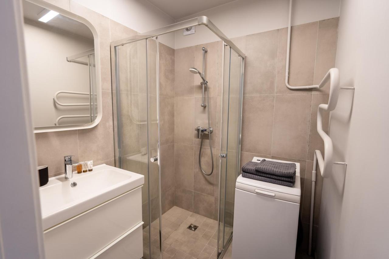 Lovely Apartment In The City Center คอนัส ภายนอก รูปภาพ